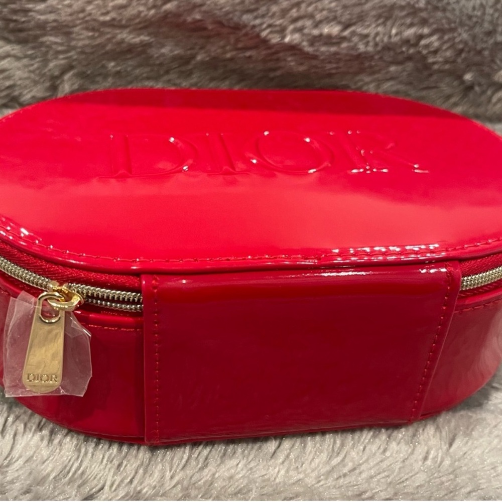 Dior GWP Vibrant Red Cosmetic Case - Picture 2 of 5